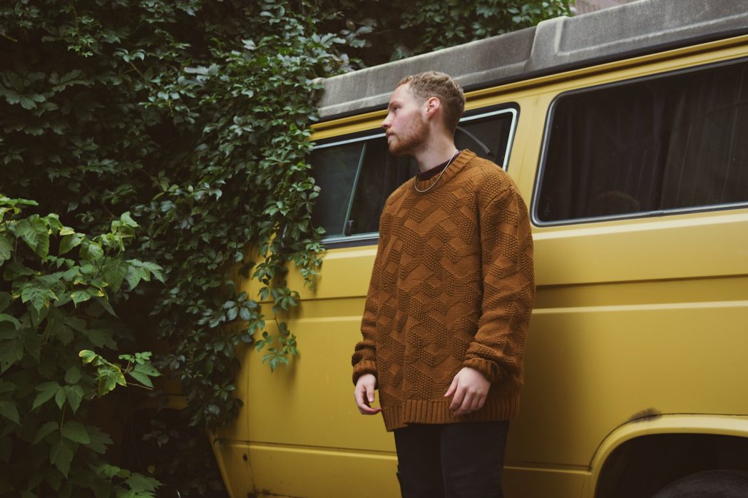 Clouse Hevy Releases Eccentric Music Video For Single "TELL ME"