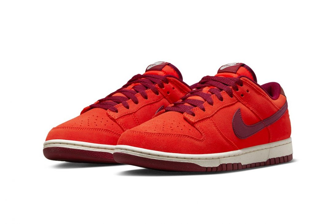 Nike Dunk Orange Suede