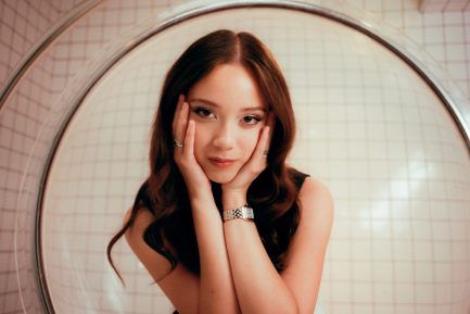 Laufey Shares Bossa Nova-Tinged New Single and Video for “Lover Girl”