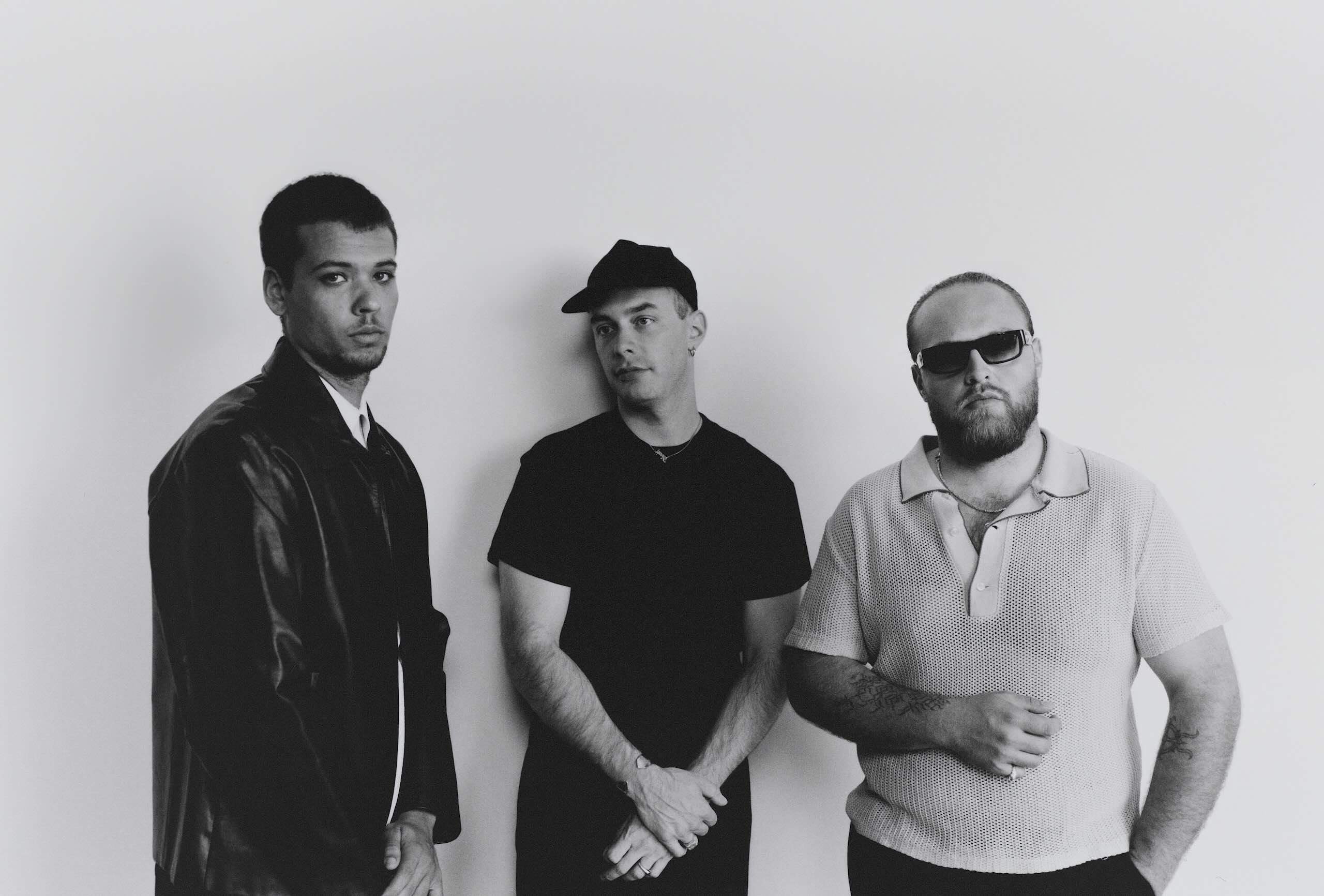 Moses Yoofee Trio Chasing Light EP release featuring pianist Moses Yoofee, drummer Noah Fürbringer, and bassist Roman Klobe.